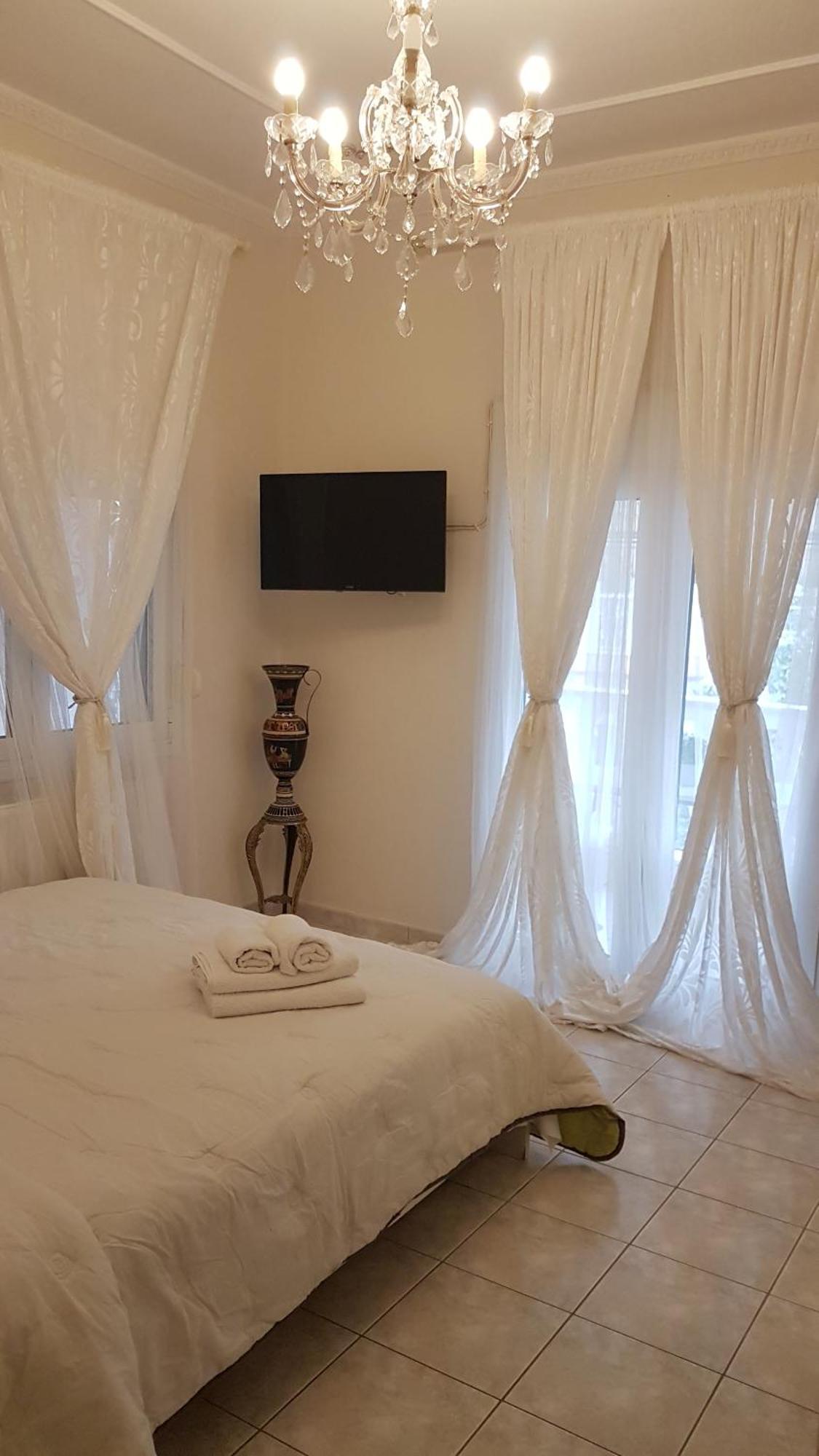 Royal House Apartment Nea Moudania Ngoại thất bức ảnh
